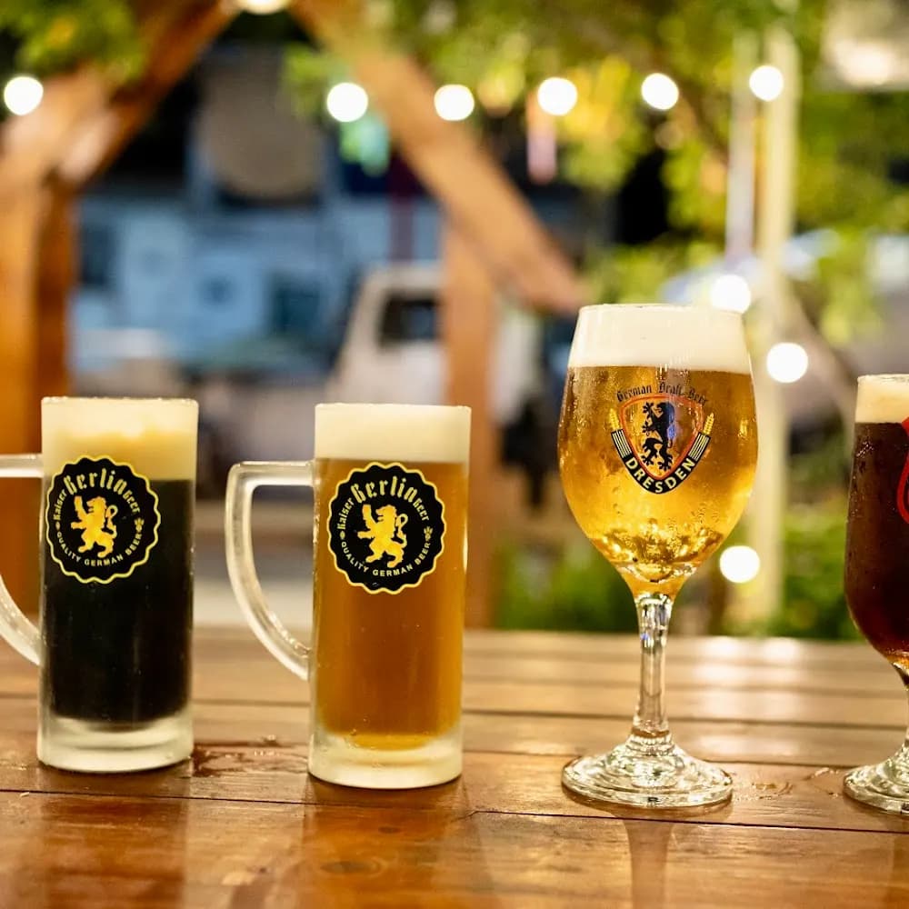 Phêe Beer - Bia Tươi Thủ Công Sân Vườn