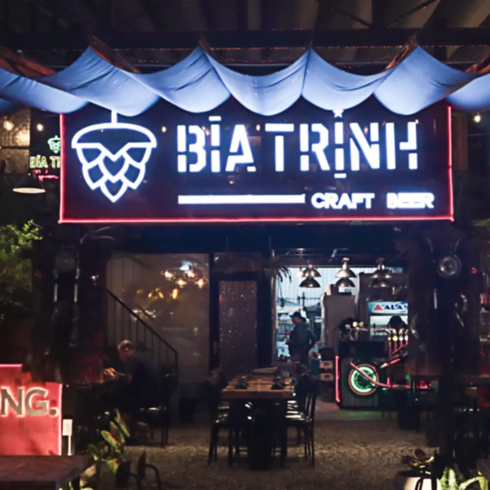 Bia Trịnh 2 - 141,143 Nguyễn Phước Lan