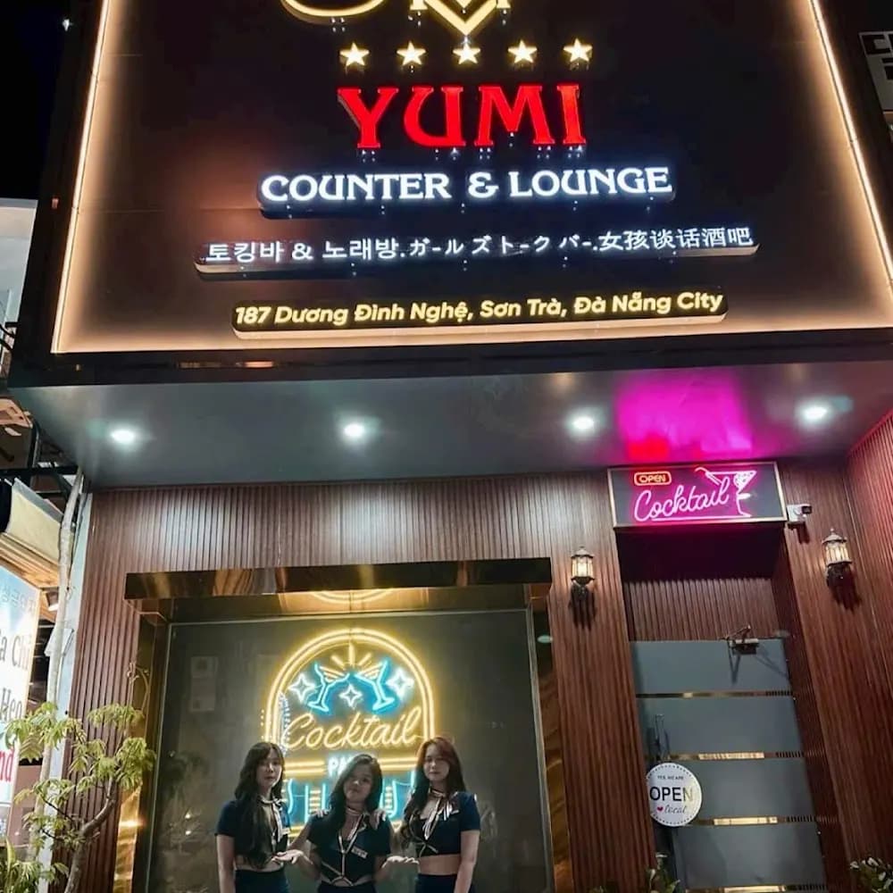 YUMI Counter & Lounge