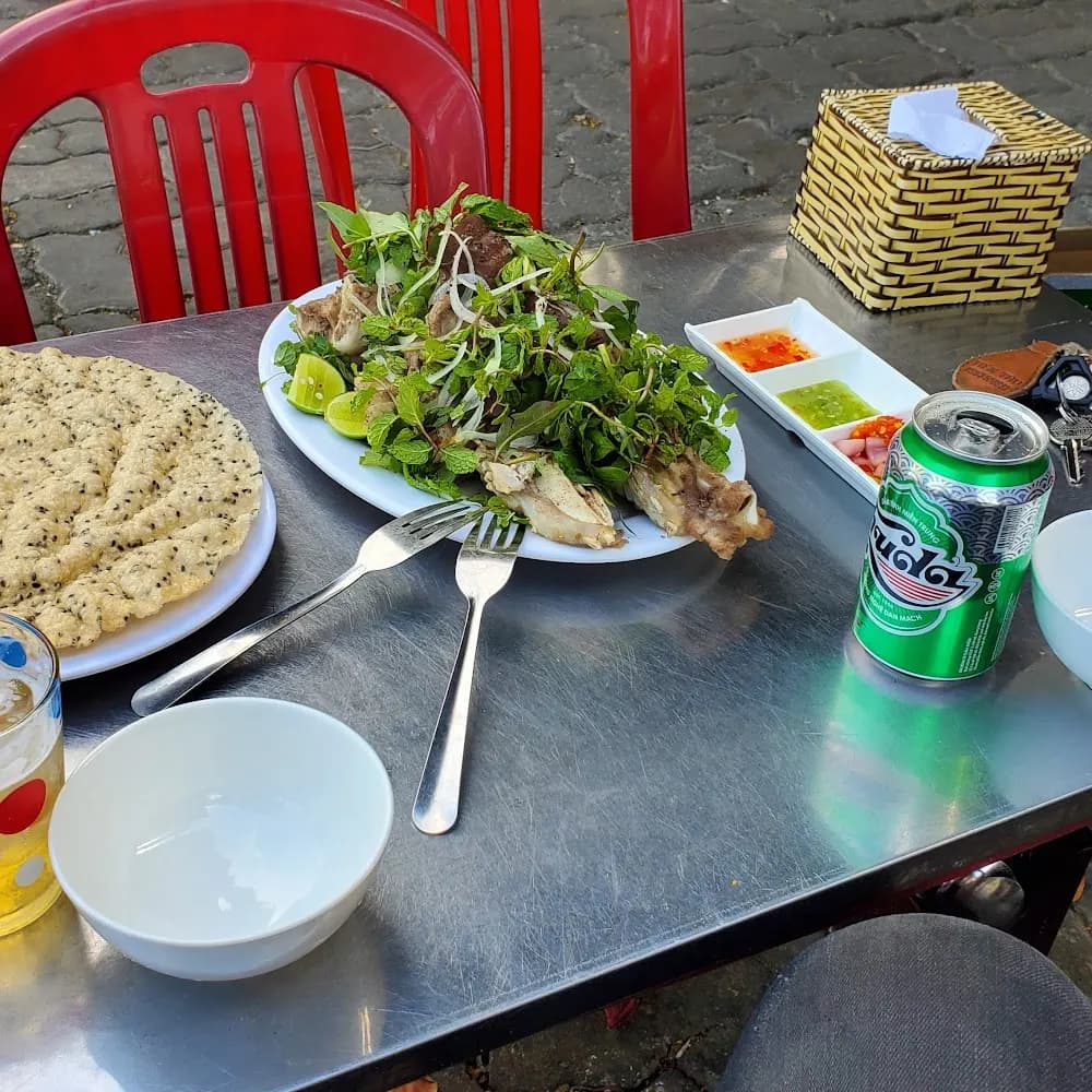Quán Nhậu Binh Dân Hùng Râu