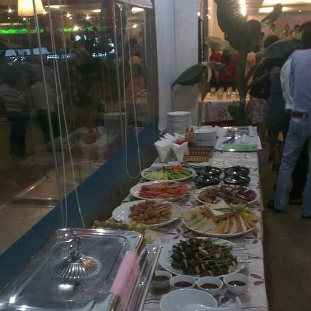 Thực phẩm và đồ uống