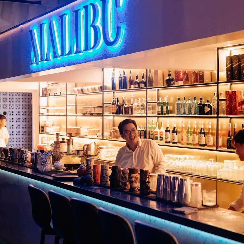 Malibu Beach Club - Seaside Chill & Cocktails
