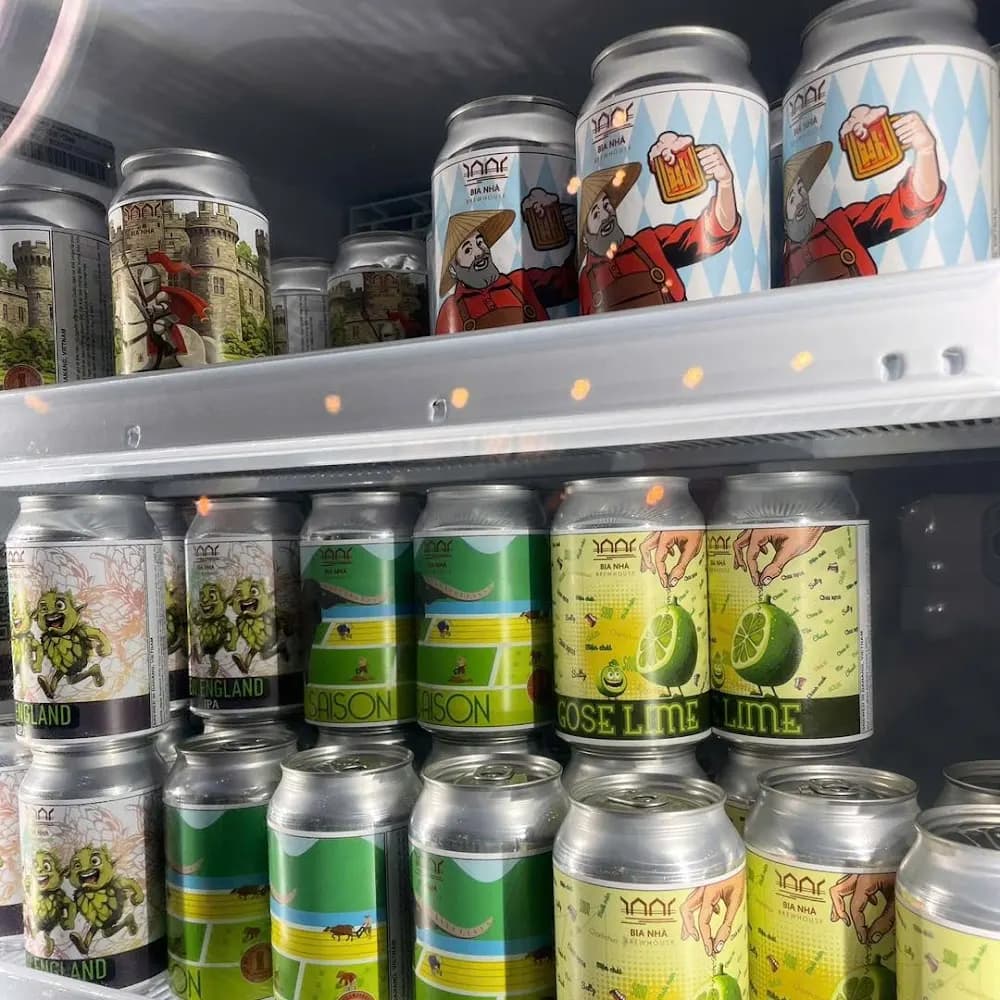 Bia Nhà Taproom (Cơ sở 2 của Xưởng bia thủ công Bia Nhà)