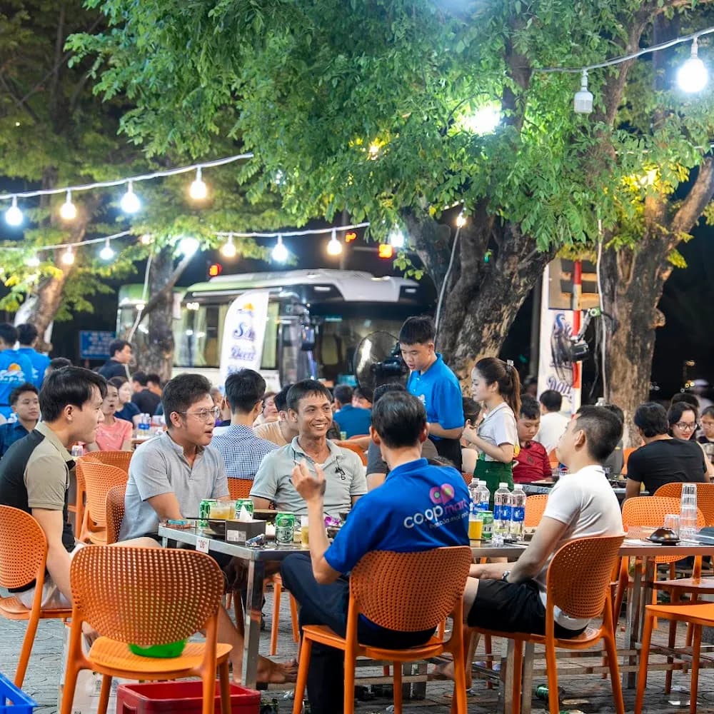 Nhà hàng hải sản Sơn Biển Đông