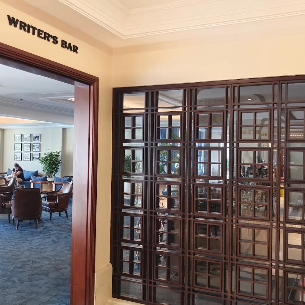 Writer's Bar