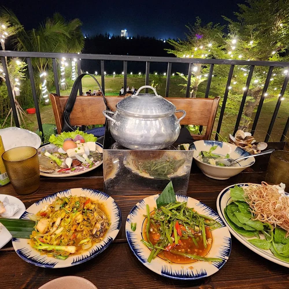 Thực phẩm và đồ uống