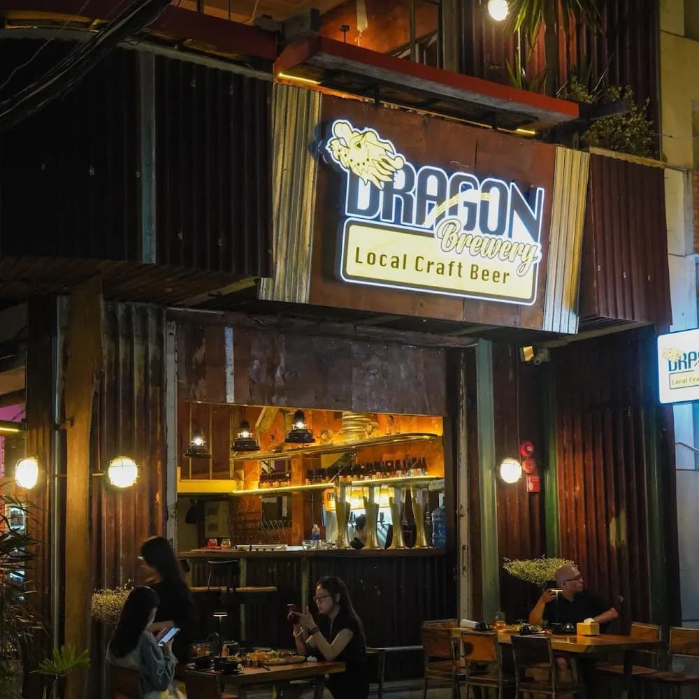 Quán bar