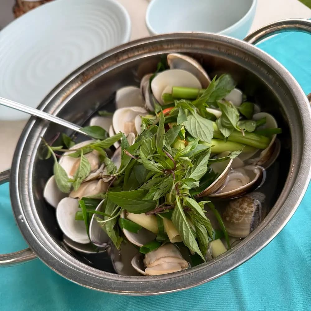 Nghêu hấp