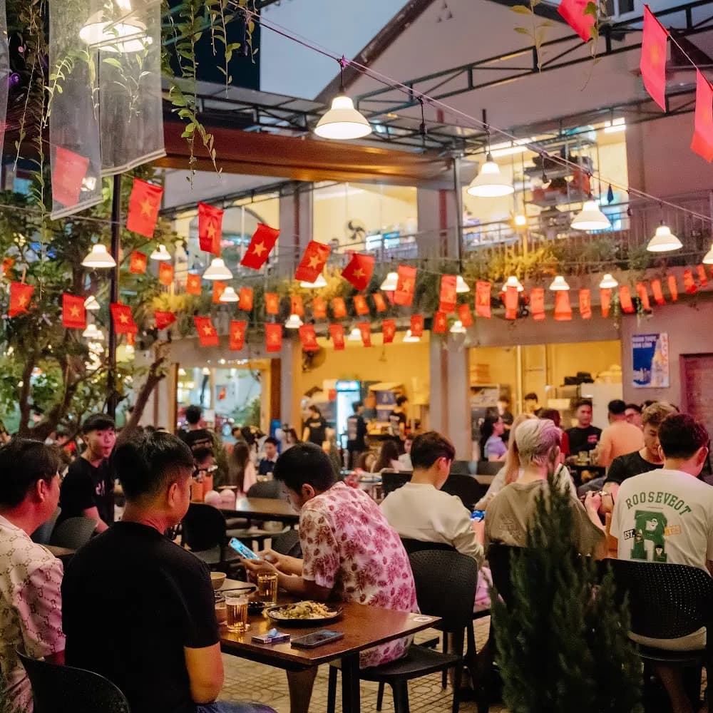 CẬU CẢ - 28 Lê Đình Dương